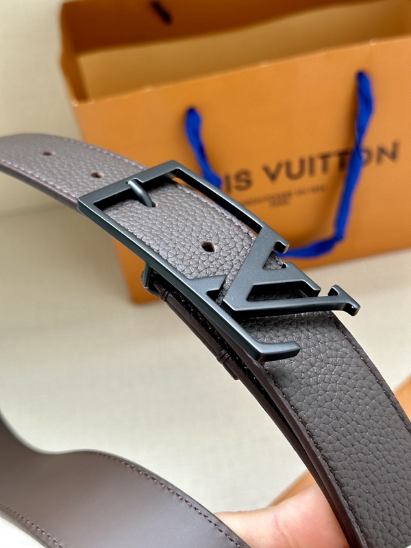 激安ルイヴィトンベルト背面デザイン